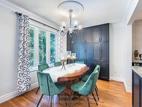 Photo 17 at 2406 Ventura Drive, WO West, Oakville