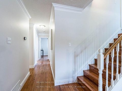 Photo 18 at 2406 Ventura Drive, WO West, Oakville