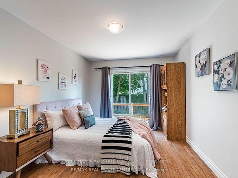 Photo 20 at 2406 Ventura Drive, WO West, Oakville