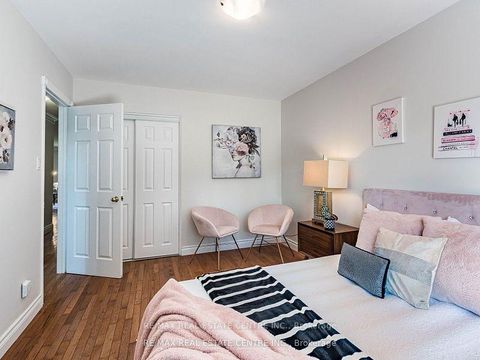 Photo 21 at 2406 Ventura Drive, WO West, Oakville