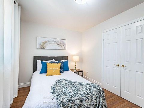 Photo 24 at 2406 Ventura Drive, WO West, Oakville