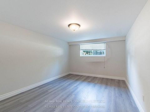 Photo 42 at 2406 Ventura Drive, WO West, Oakville