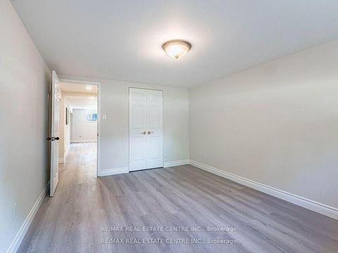 Photo 43 at 2406 Ventura Drive, WO West, Oakville