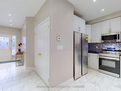 Photo 16 at 224 Yorkland Street, Devonsleigh, Richmond Hill