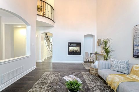 Photo 10 at 379 Burloak Drive, BR Bronte, Oakville