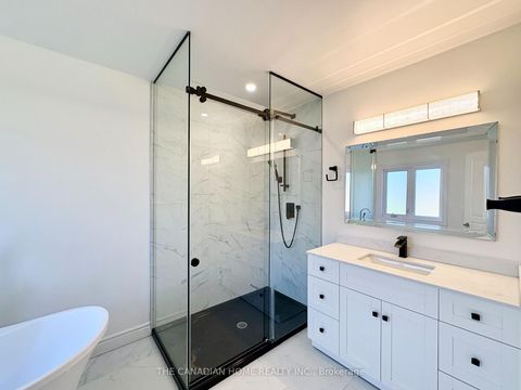 Photo 26 at 379 Burloak Drive, BR Bronte, Oakville