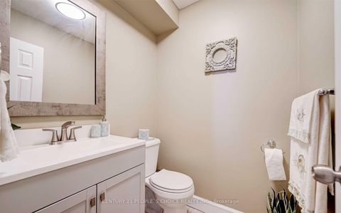 Photo 13 at 1162 Leewood Drive, GA Glen Abbey, Oakville