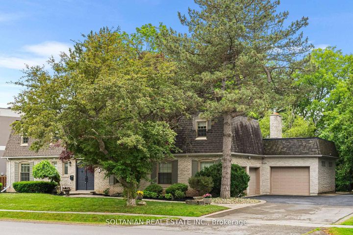 Photo 1 at 24 Laureleaf Road, Bayview Glen, Markham