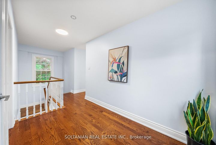 Photo 25 at 24 Laureleaf Road, Bayview Glen, Markham