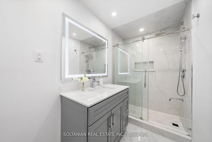 Photo 29 at 24 Laureleaf Road, Bayview Glen, Markham