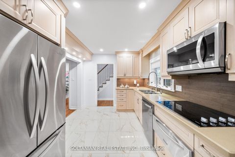 Photo 22 at 24 Laureleaf Road, Bayview Glen, Markham