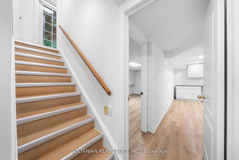 Photo 38 at 24 Laureleaf Road, Bayview Glen, Markham