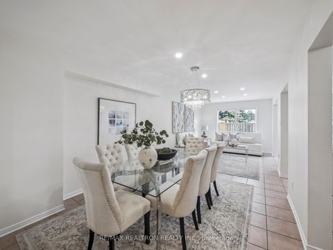 Photo 7 at 213 Campbell Avenue, Yorkhill, Vaughan