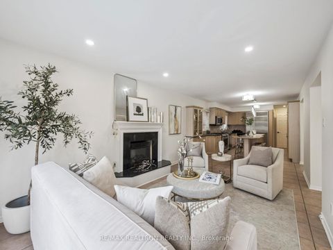 Photo 15 at 213 Campbell Avenue, Yorkhill, Vaughan
