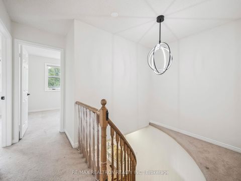 Photo 24 at 213 Campbell Avenue, Yorkhill, Vaughan