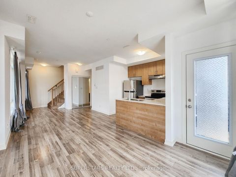 Photo 5 at 37 - 370 A Red Maple Road, Langstaff, Richmond Hill