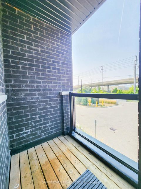 Photo 6 at 37 - 370 A Red Maple Road, Langstaff, Richmond Hill