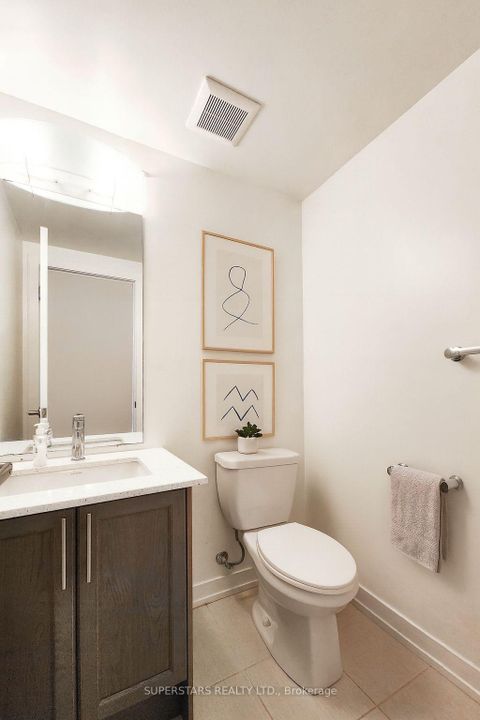 Photo 7 at 37 - 370 A Red Maple Road, Langstaff, Richmond Hill