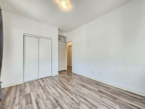 Photo 10 at 37 - 370 A Red Maple Road, Langstaff, Richmond Hill