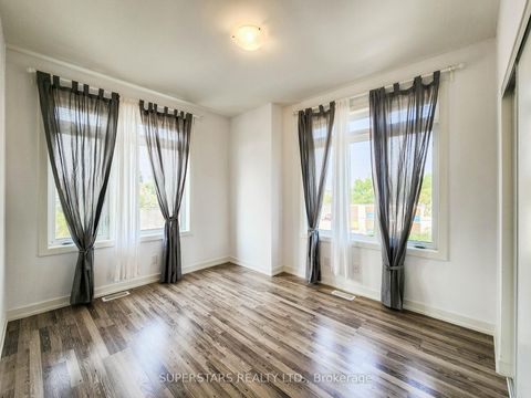 Photo 11 at 37 - 370 A Red Maple Road, Langstaff, Richmond Hill
