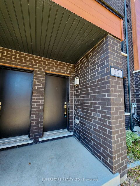 Photo 19 at 37 - 370 A Red Maple Road, Langstaff, Richmond Hill