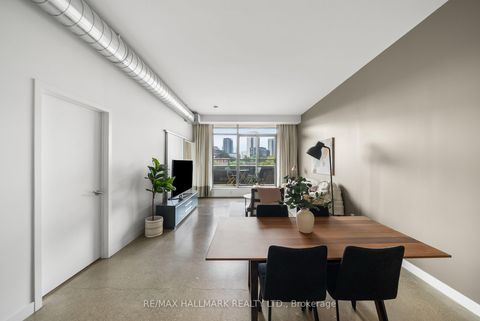 Photo 2 at 503 - 569 King Street E, Moss Park, Toronto