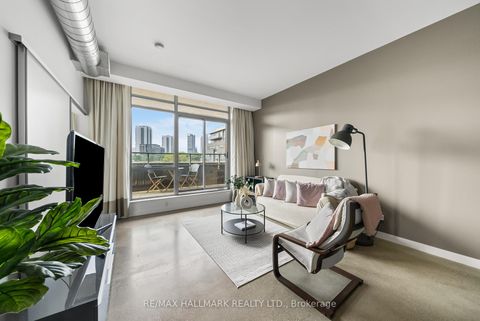 Photo 3 at 503 - 569 King Street E, Moss Park, Toronto