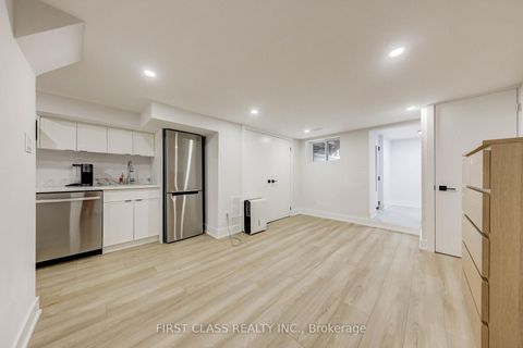 Photo 40 at 431 Roxton Road, Little Italy, Toronto