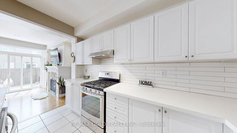 Photo 8 at 2268 Stone Glen Crescent, WM Westmount, Oakville