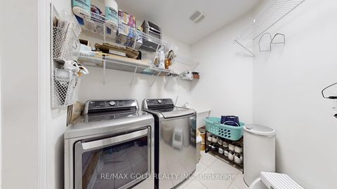 Photo 13 at 2268 Stone Glen Crescent, WM Westmount, Oakville