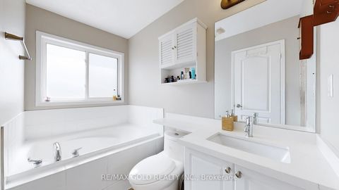 Photo 21 at 2268 Stone Glen Crescent, WM Westmount, Oakville