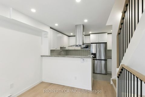 Photo 6 at 29 - 1209 Queen Street E, South Riverdale, Toronto