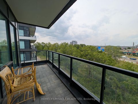Photo 22 at 310 - 297 Oak Walk Drive, RO River Oaks, Oakville