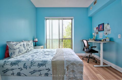 Photo 7 at 213 - 2737 keele Street, CFB, Toronto