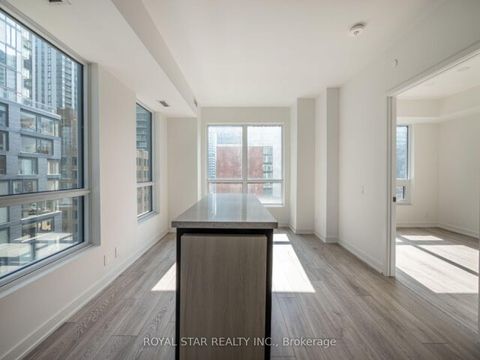Photo 8 at 1007 - 108 Peter Street, Waterfront Communities C1, Toronto