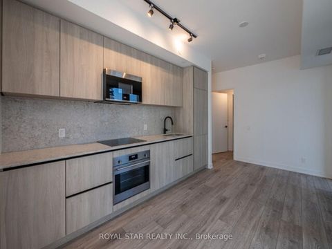 Photo 10 at 1007 - 108 Peter Street, Waterfront Communities C1, Toronto