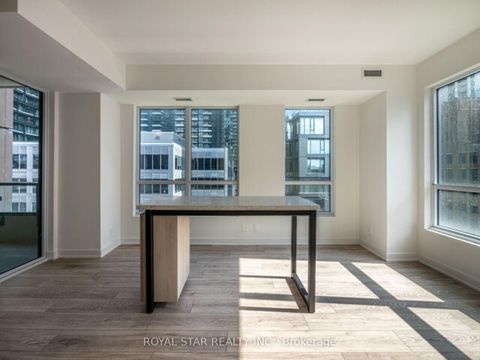 Photo 11 at 1007 - 108 Peter Street, Waterfront Communities C1, Toronto