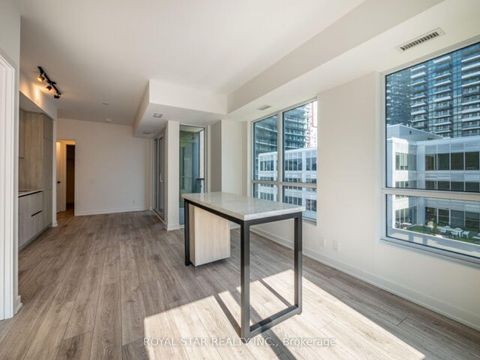 Photo 12 at 1007 - 108 Peter Street, Waterfront Communities C1, Toronto