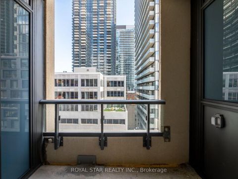 Photo 19 at 1007 - 108 Peter Street, Waterfront Communities C1, Toronto