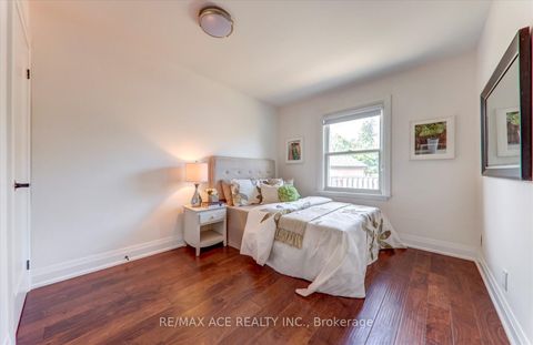 Photo 17 at 16 Yorkshire Road, Ionview, Toronto