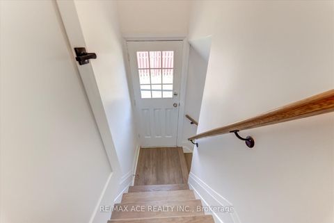 Photo 19 at 16 Yorkshire Road, Ionview, Toronto