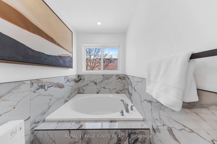 Photo 27 at 5 Goulden Crescent, Birchmount, Toronto