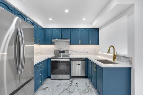 Photo 3 at 5 Goulden Crescent, Birchmount, Toronto