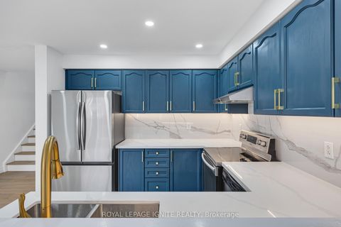 Photo 4 at 5 Goulden Crescent, Birchmount, Toronto