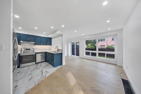 Photo 6 at 5 Goulden Crescent, Birchmount, Toronto