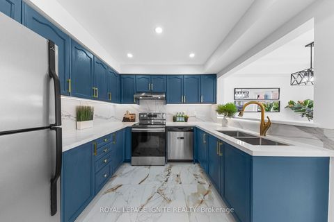 Photo 10 at 5 Goulden Crescent, Birchmount, Toronto