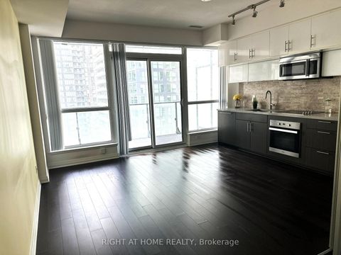 Photo 1 at 2210 - 8 Mercer Street, Waterfront Communities C1, Toronto