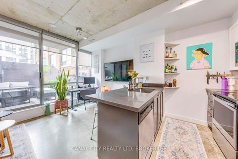 Photo 7 at 201 - 36 CHARLOTTE Street, Waterfront Communities C1, Toronto