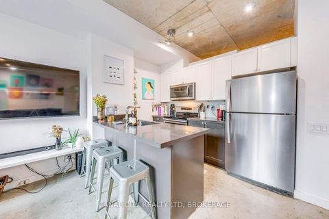 Photo 8 at 201 - 36 CHARLOTTE Street, Waterfront Communities C1, Toronto
