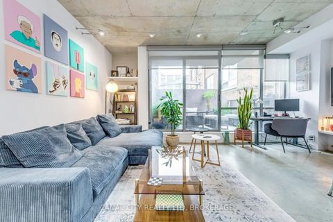 Photo 12 at 201 - 36 CHARLOTTE Street, Waterfront Communities C1, Toronto